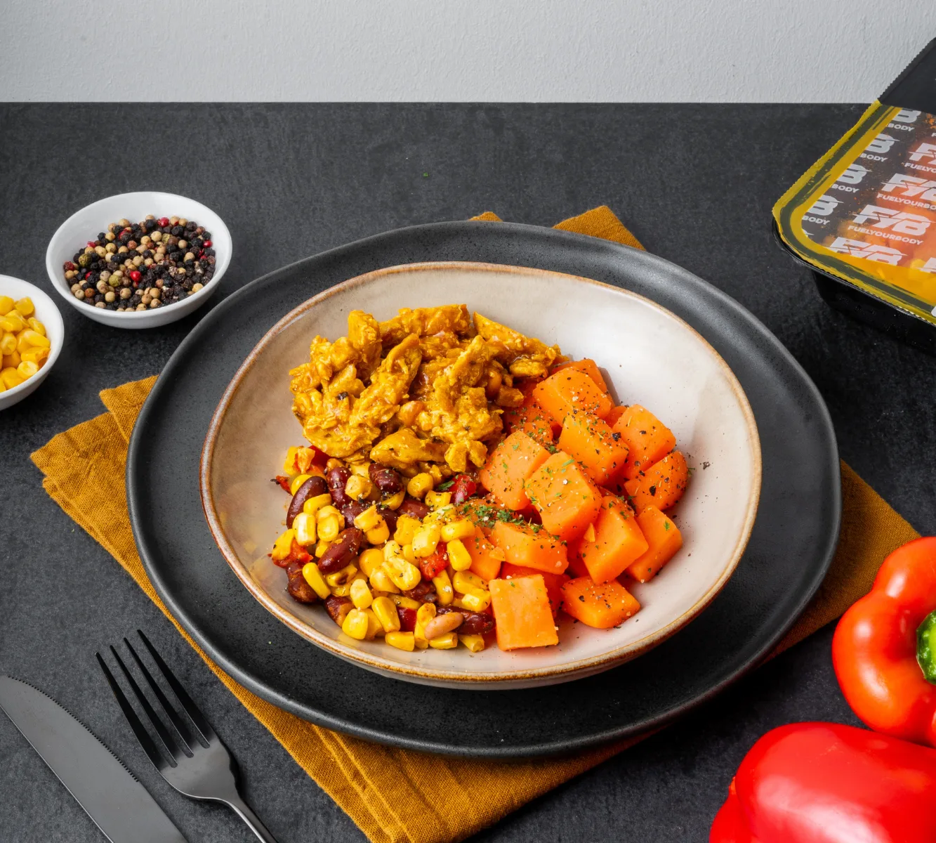 Zoete aardappel - BBQ vegan chicken - Geroosterde Maïsmix [VEGAN]