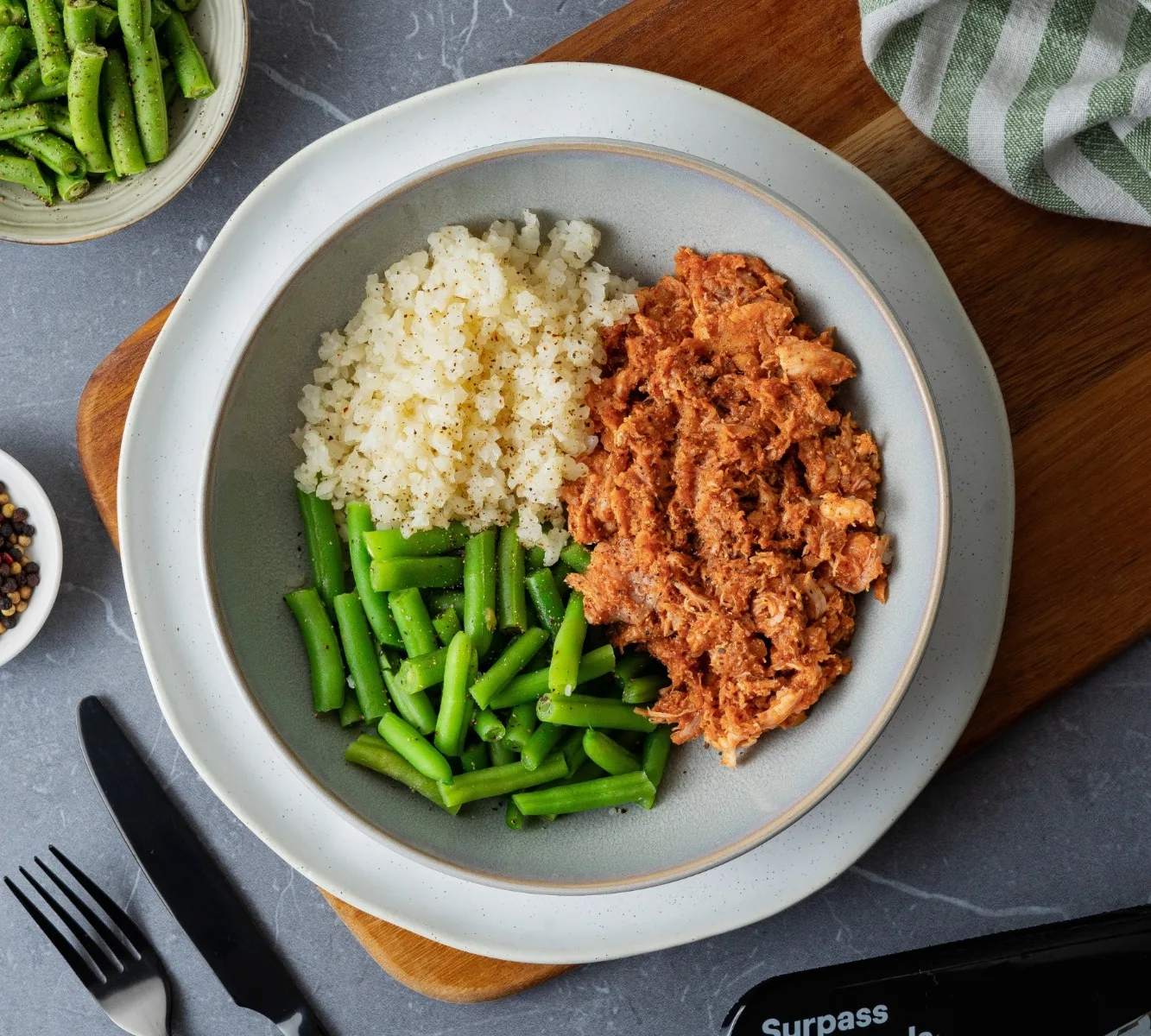 Bloemkoolrijst - BBQ Pulled Chicken - Sperziebonen [LOWCARB]